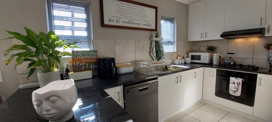 3 Bedroom Property for Sale in Onverwacht Western Cape